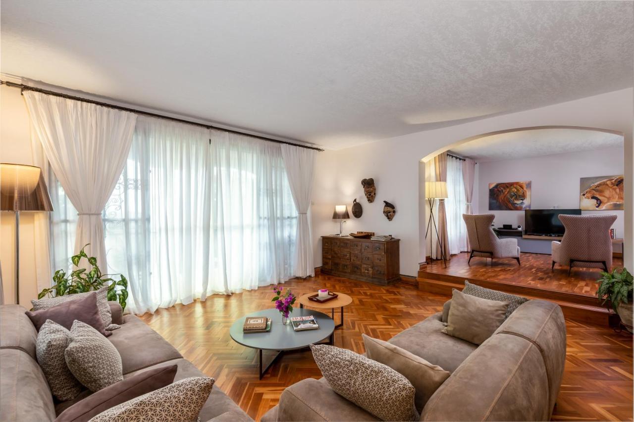 Ewange - A Casa Mia Bed & Breakfast Кампала Екстериор снимка